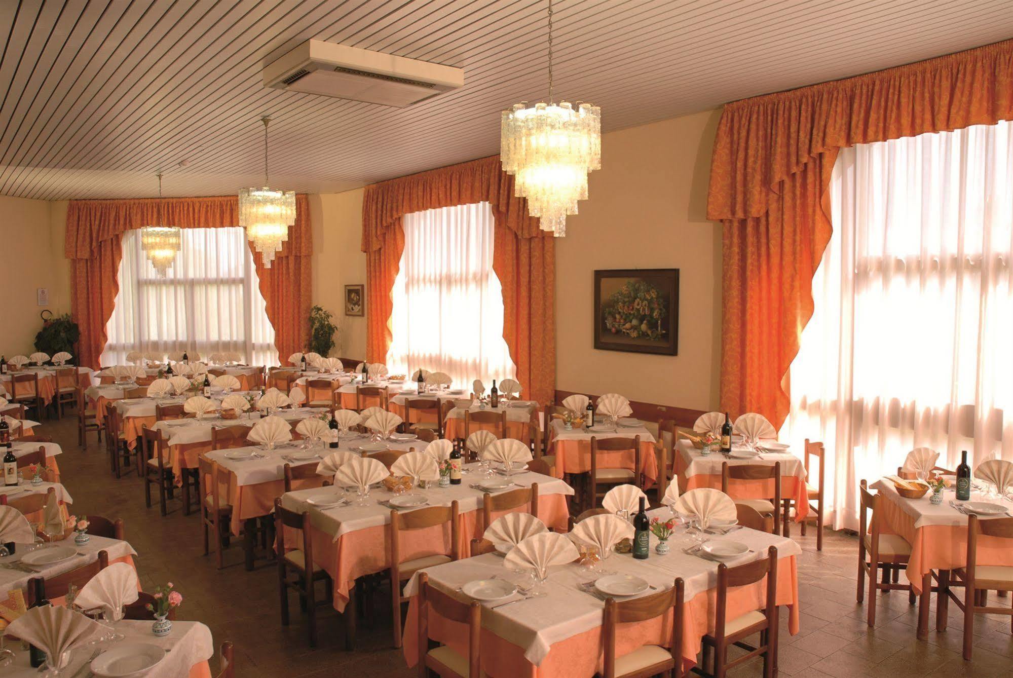 Hotel Ismaele Chiusi Exterior foto